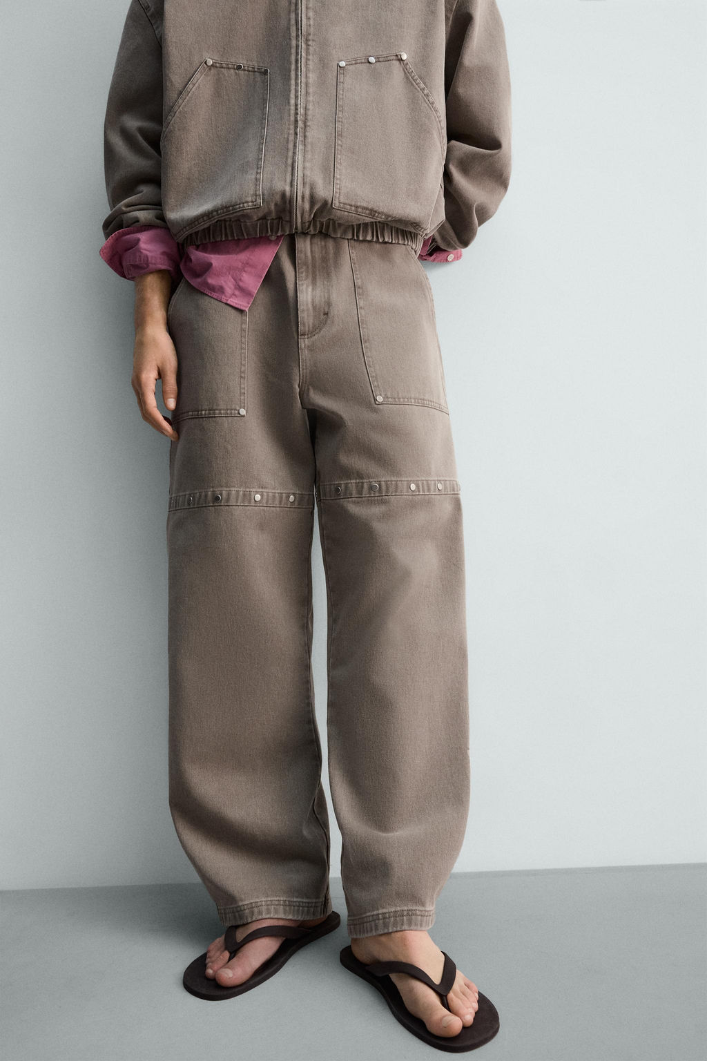 LIMITED EDITION RELAXED FIT TROUSERS WITH STUDS - Zara фото 5