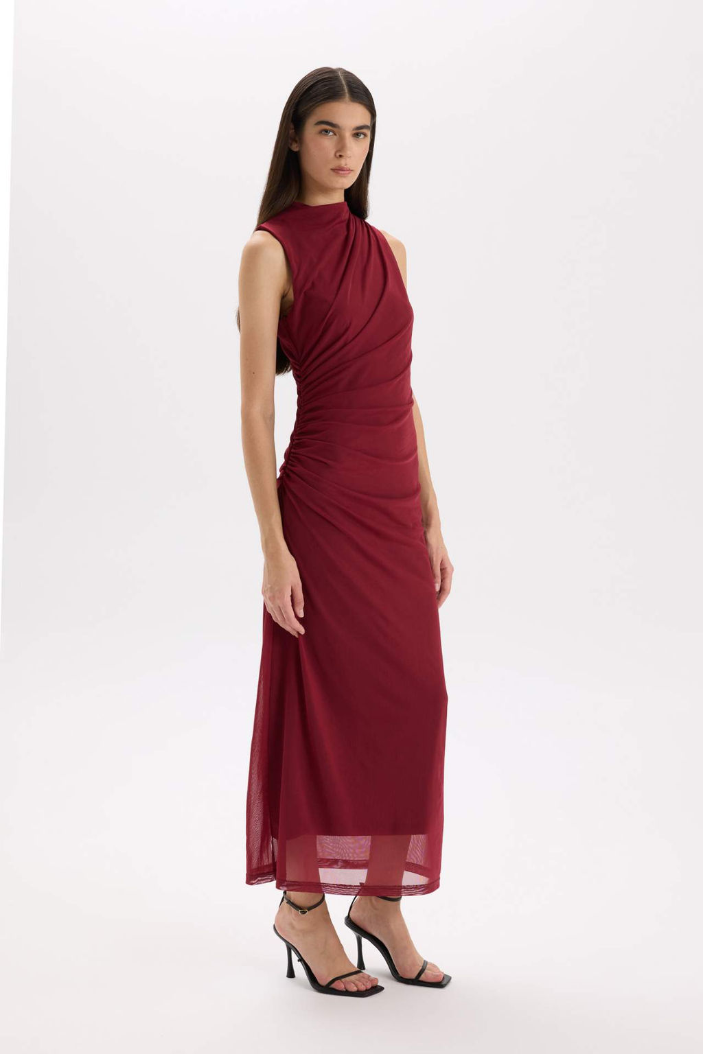 Bodycon Vucudu Saran Yar?m Bal?kc? Yaka Basic Duz Tul Kolsuz Maxi Siyah Elbise - Defacto фото 6
