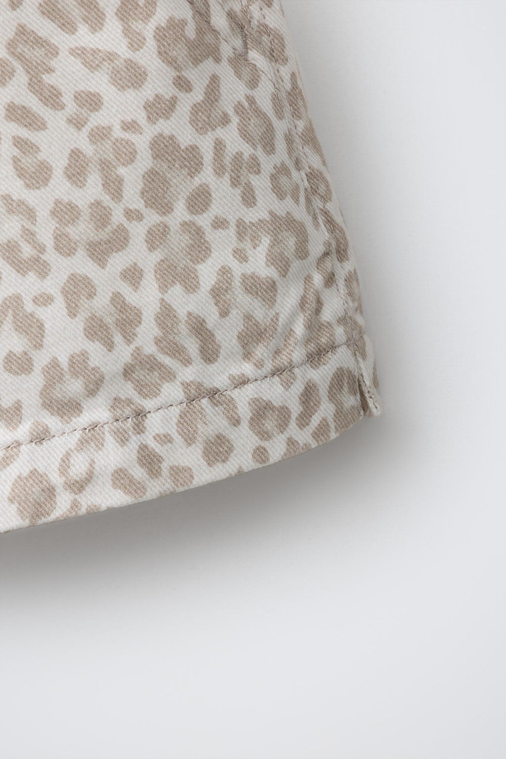 BERMUDA DENIM ANIMAL PRINT / Leopardo