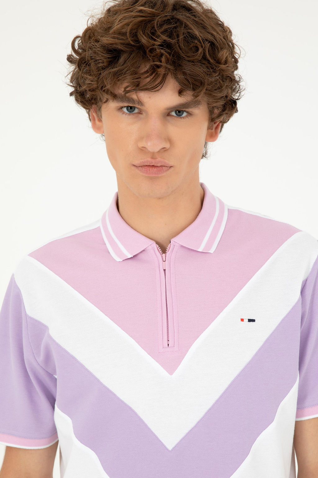 Мужская сиреневая футболка Неожиданная скидка в корзине - U.s. polo assn фото 2