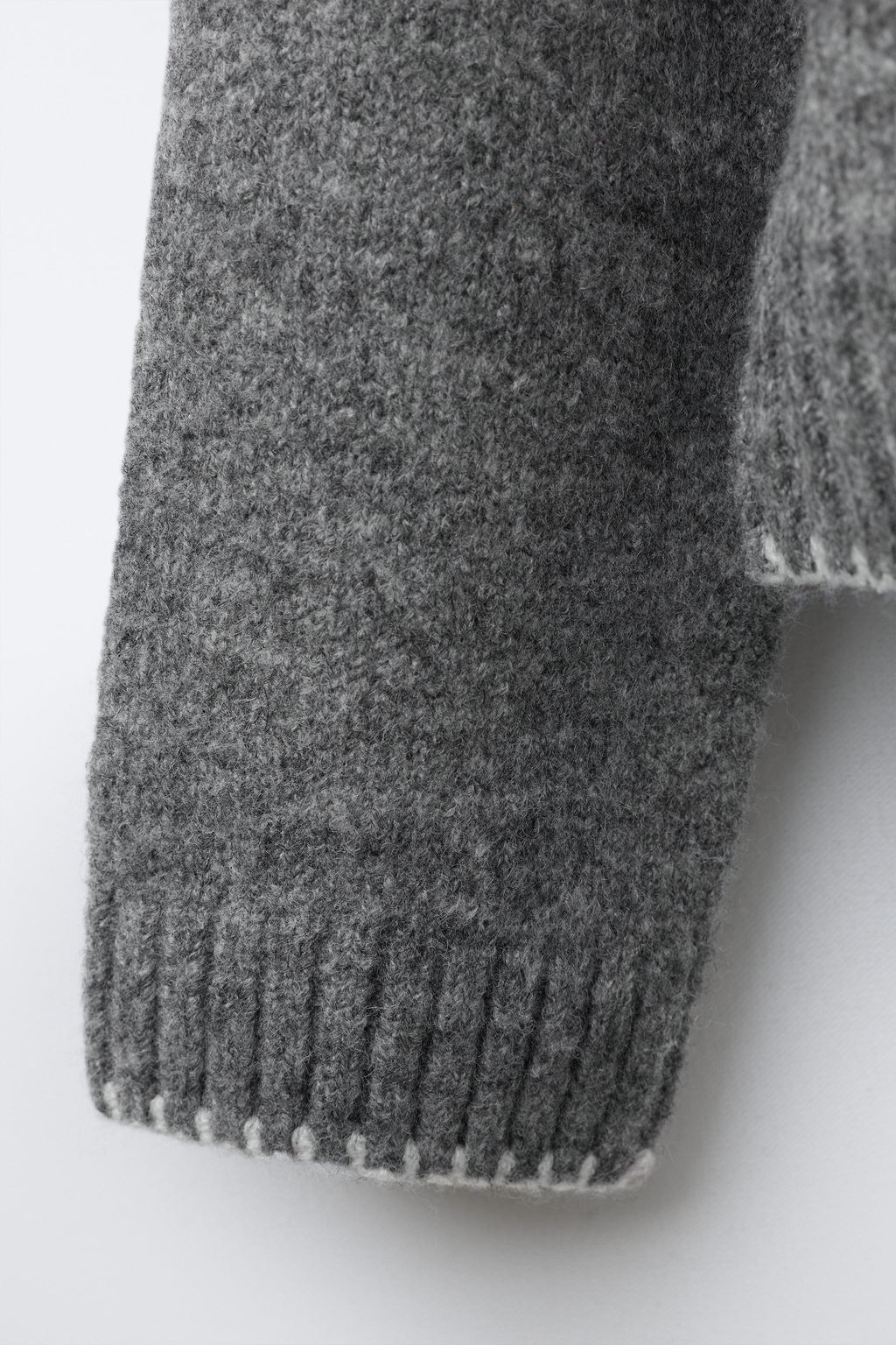 KNIT JUMPER WITH CONTRAST EMBROIDERY - Zara фото 4