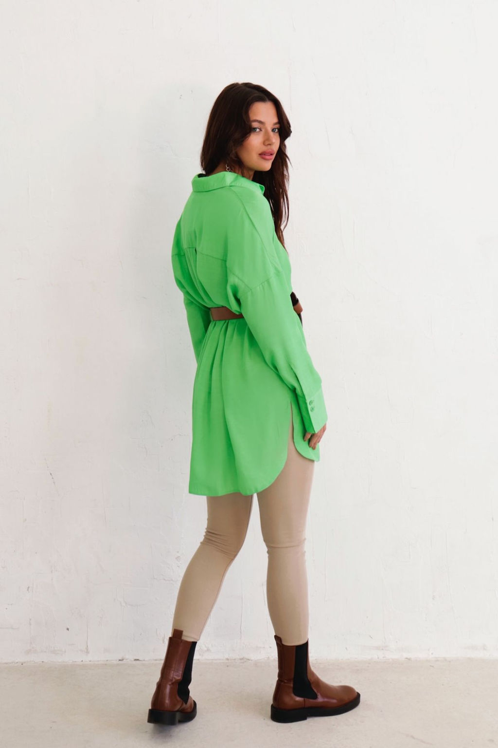 Базовая удлинённая рубашка свободного силуэта - Martichelli фото 60