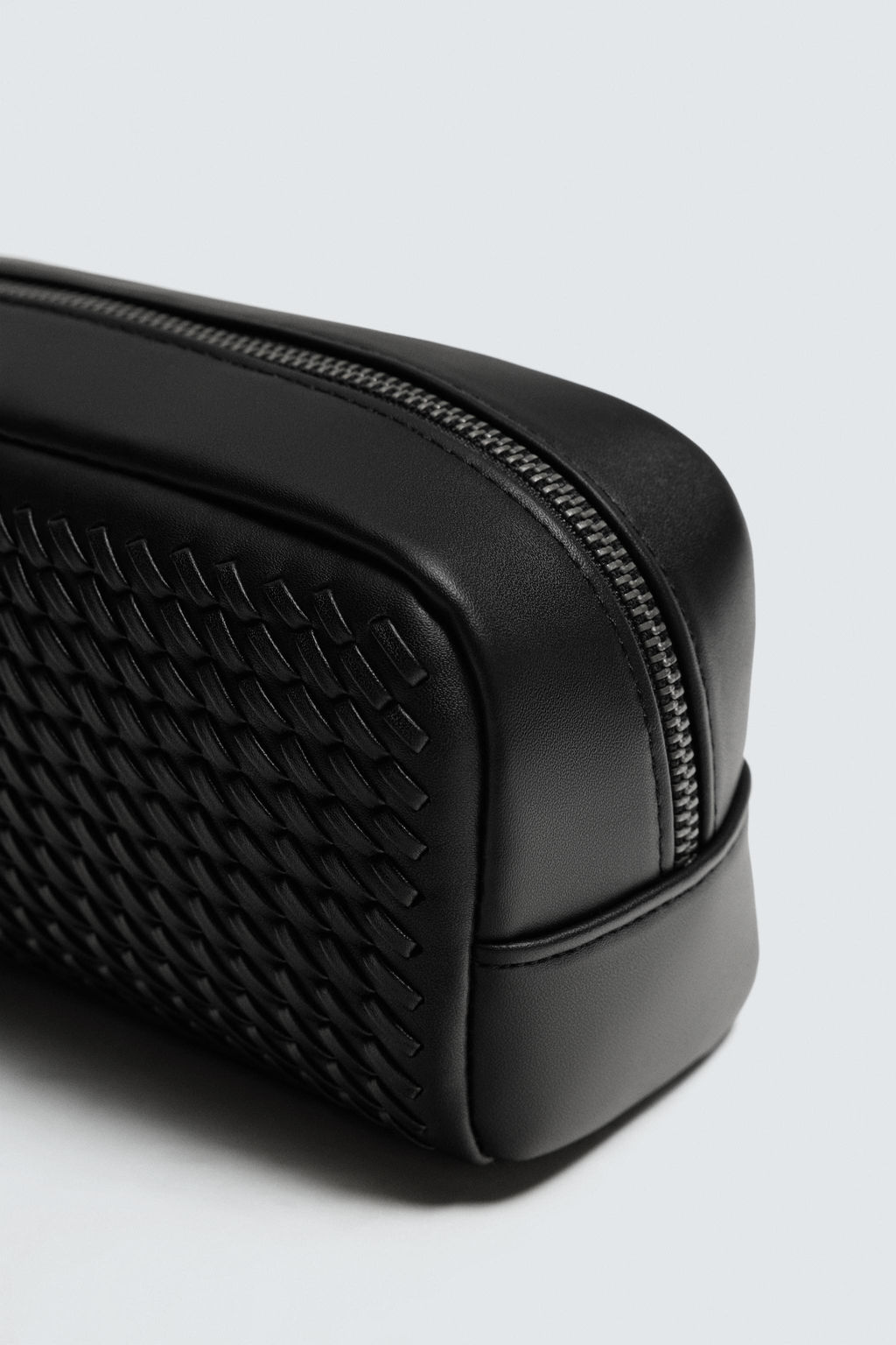 BRAIDED TOILETRY BAG - Zara фото 7