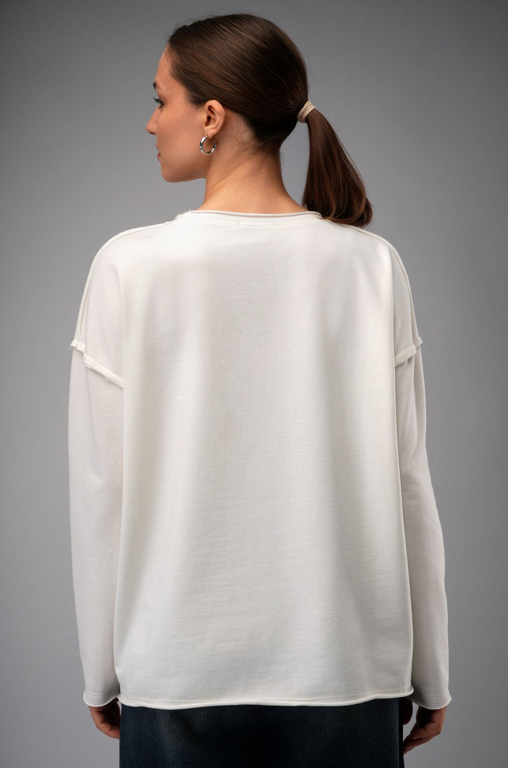 Женский лонгслив оверсайз из футера двухнитки Happyfox  фото 10