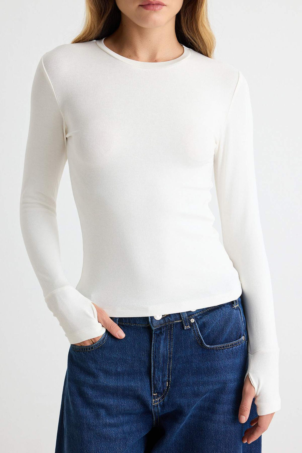 Siyah-Ekru 2li Paket Parmak Ge_meli D_z Fitted Bisiklet Yaka Yumu_ak _rme Bluz TWOAW27BZ00064 - Trendyolmilla фото 5