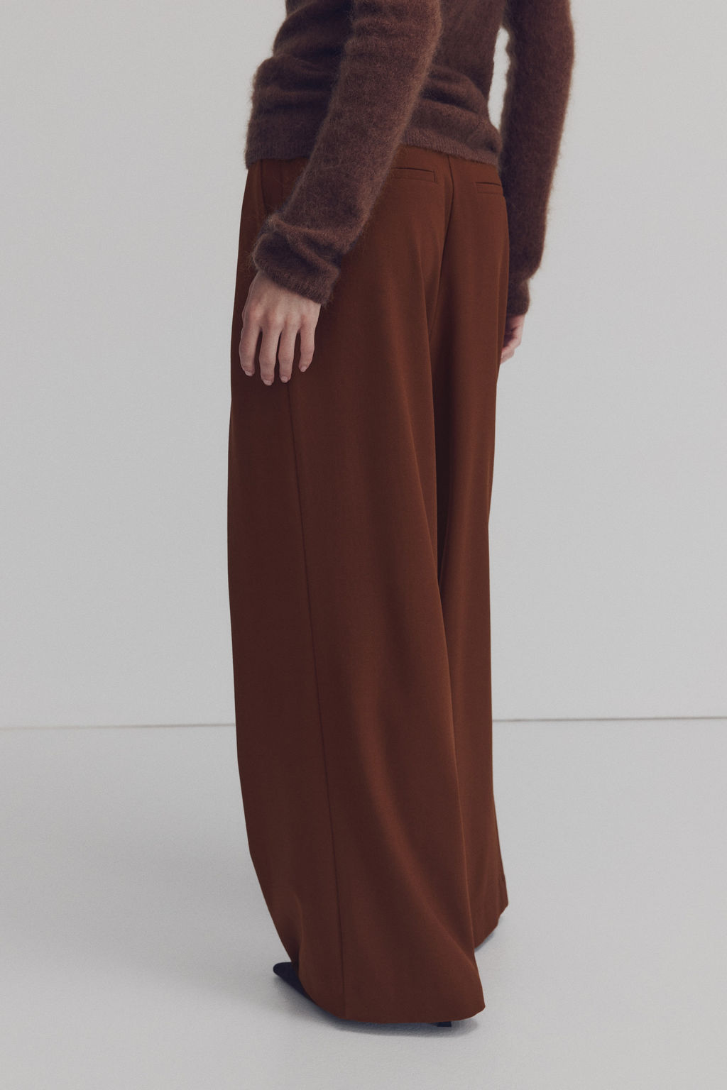 Pantal?n efecto layering - H&m фото 3