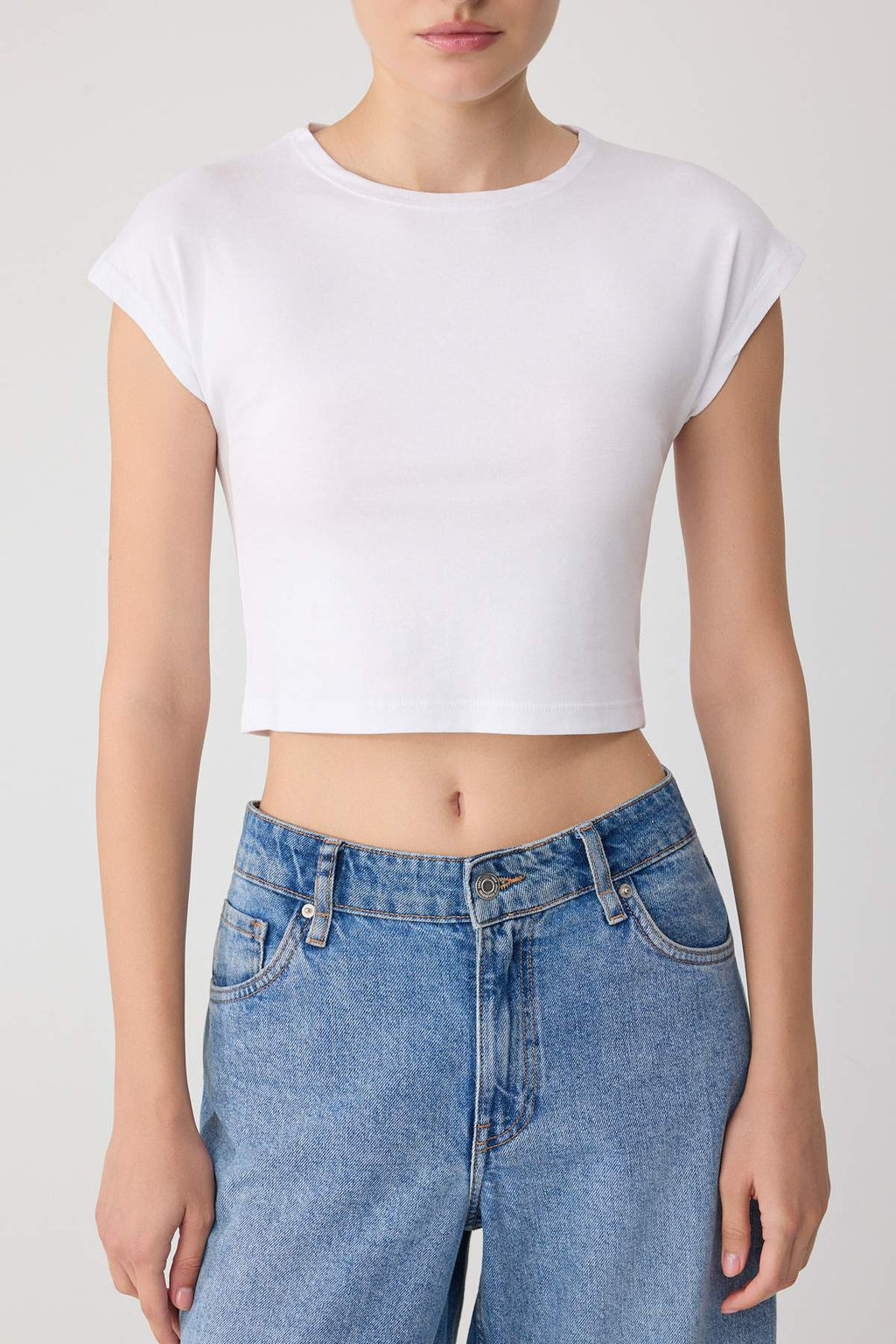 Siyah-Beyaz D_z Regular Bisiklet Yaka Ay Kol K_sa %100 Pamuk _rme T-Shirt TWOSS26TS00347 - Trendyolmilla фото 6