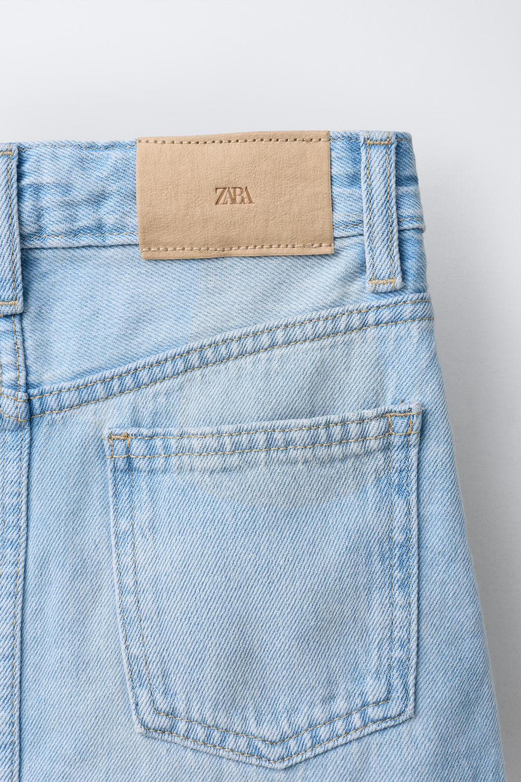 BERMUDA DENIM MIDI BOTONES / Azul - Zara фото 4