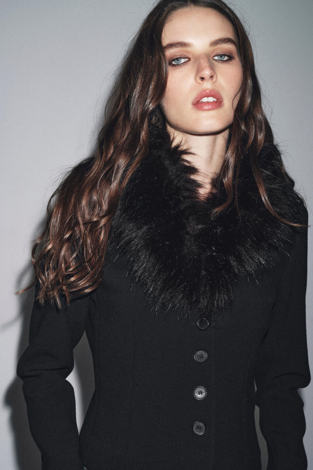 ZW COLLECTION FITTED FAUX FUR COLLAR JACKET - Zara фото 5