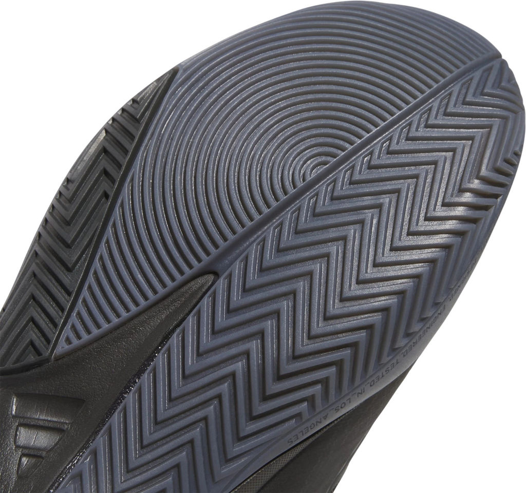 Кроссовки взрослые