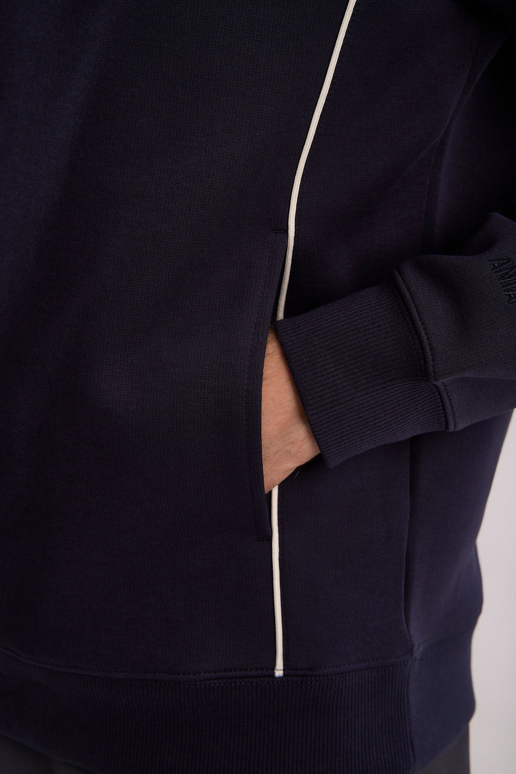 Худи Синий ANTA SPORTS CLUB Sweat Hoodie  фото 9