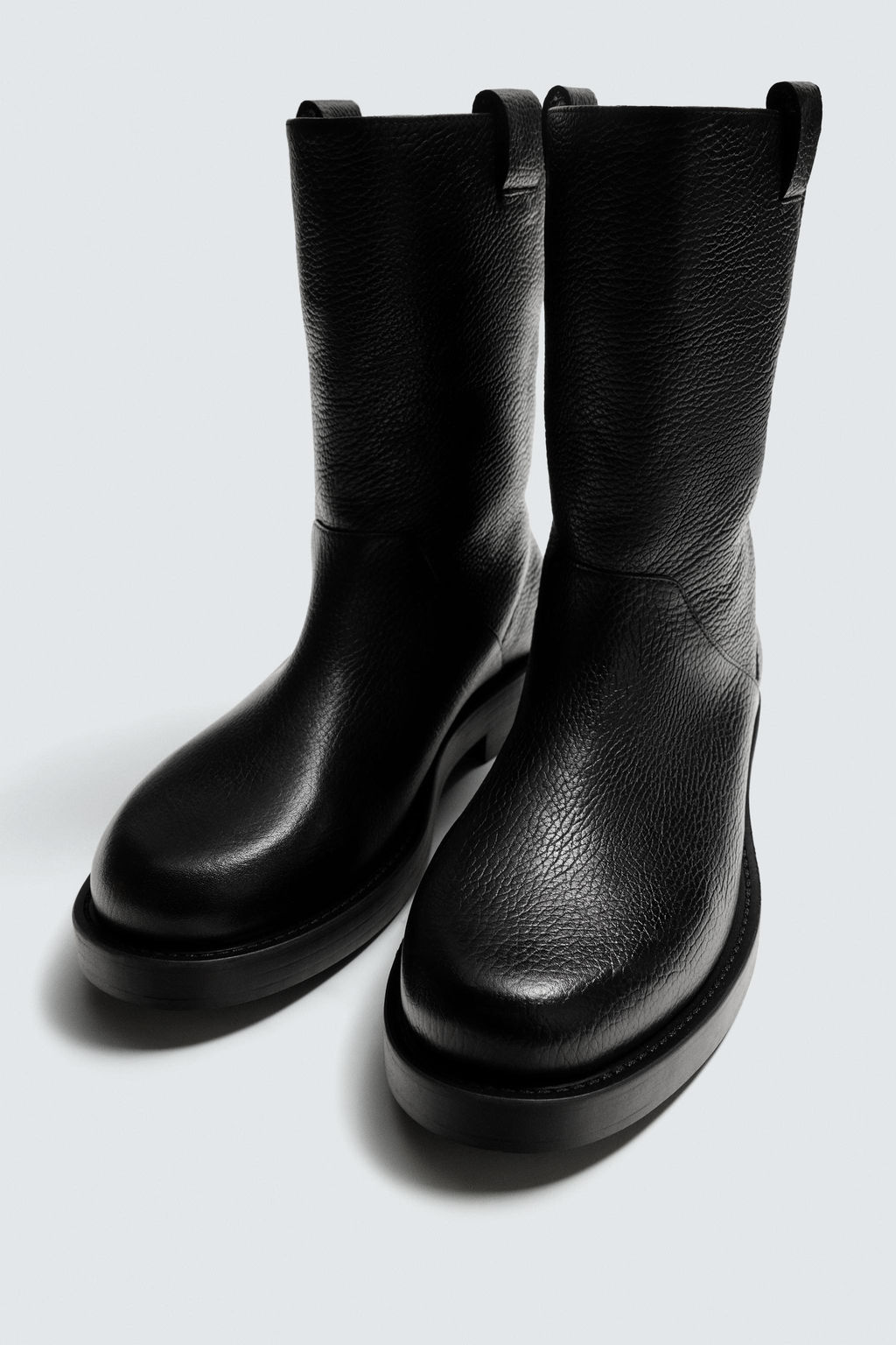 LEATHER KNEE-HIGH BOOTS
