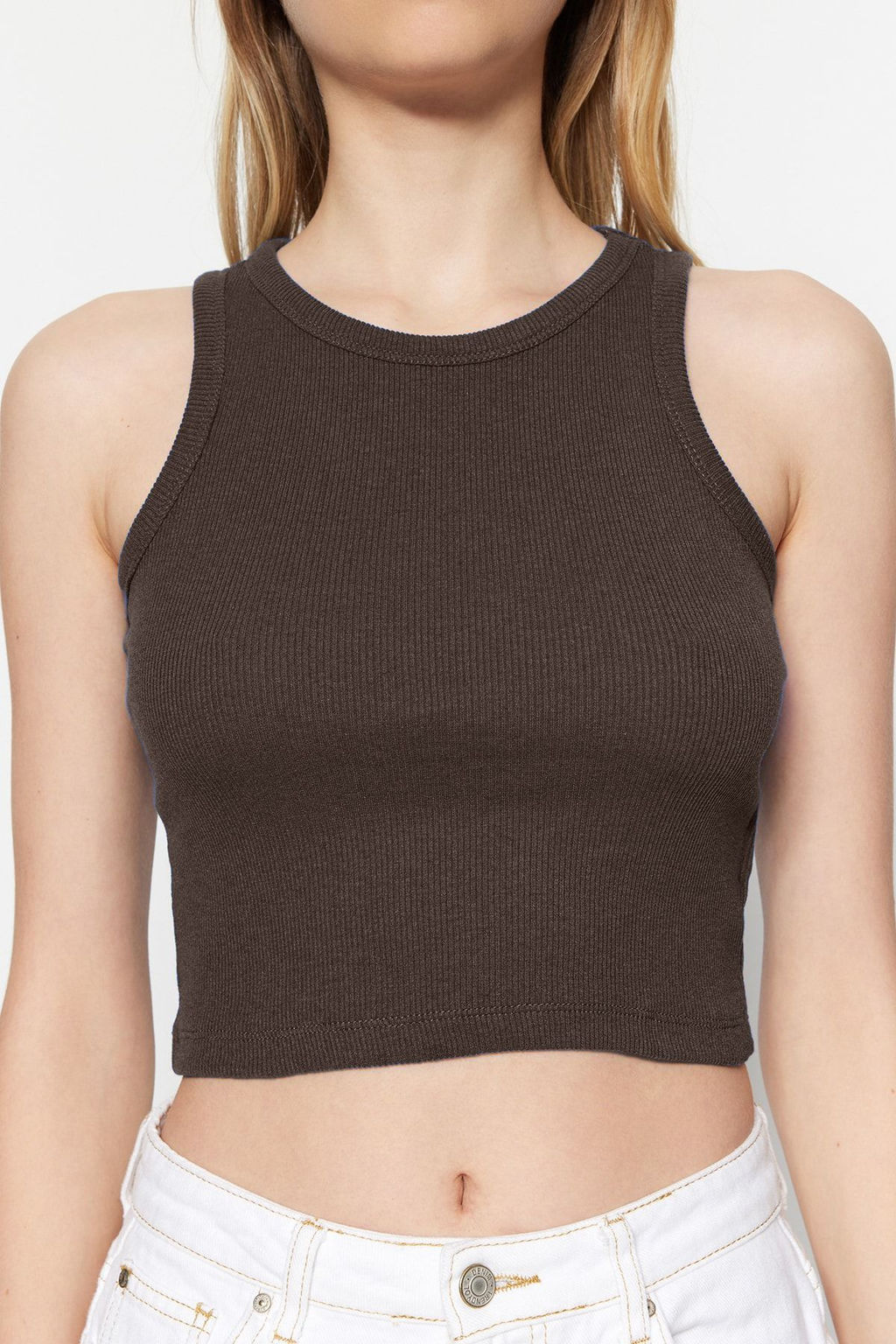 Kahverengi-Tas 2li Paket Vucuda Oturan Crop Halter Yaka Fitilli Esnek Orme Atlet TWOSS21AL0058