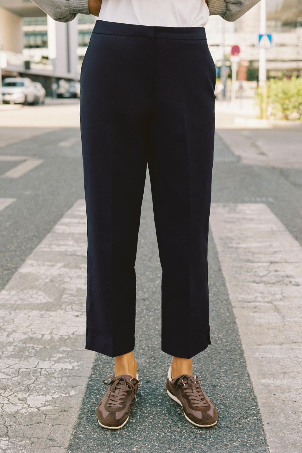 TROUSERS WITH VENT ON THE HEM - Zara фото 11