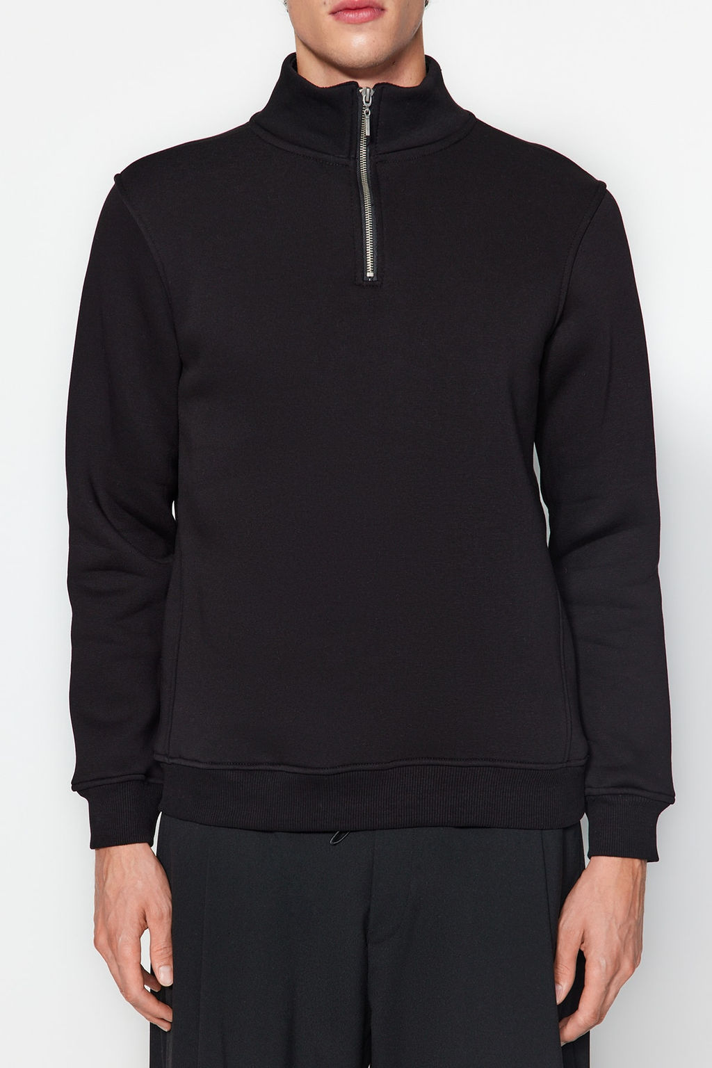 Siyah Regular/Normal Kesim Dik Yaka Fermuarl? Pamuklu Basic Ici Polarl? Sweatshirt TMNAW24SW00041