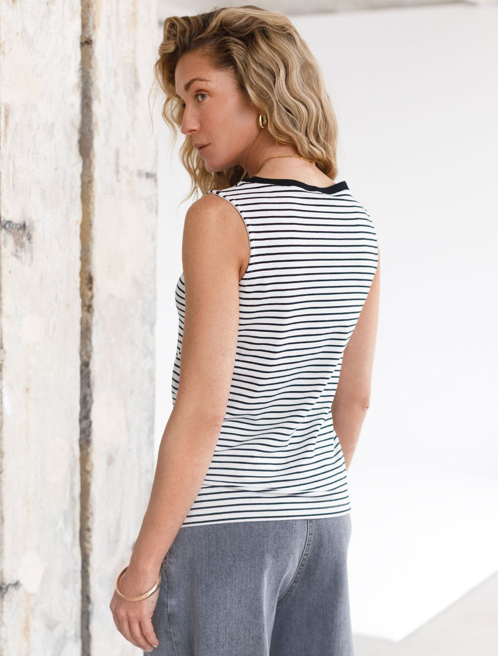 Топ в полоску из премиального хлопка с эластаном