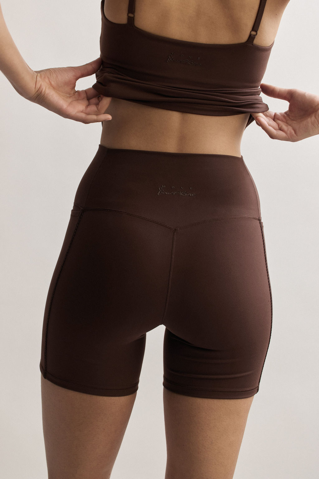 Pantal?n biker corto con SoftMove y bolsillo - H&m фото 4
