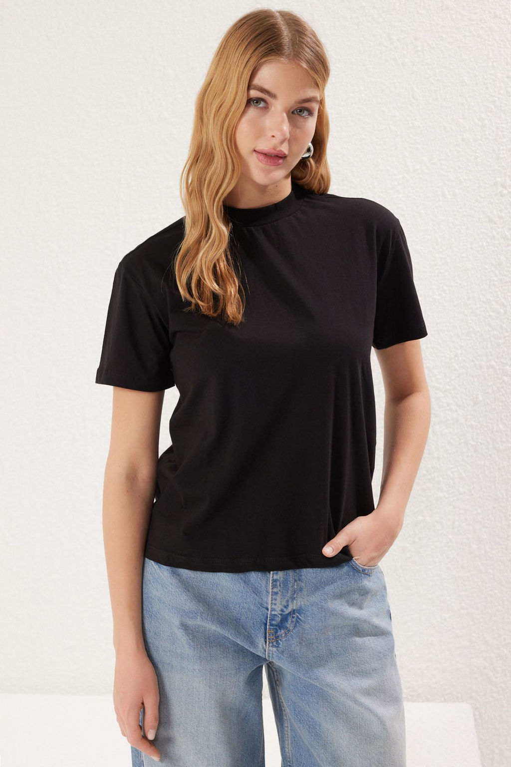 TRENDYOLMILLA Bej-Vizon 2li Paket %100 Pamuk Basic Dik Yaka Orme T-Shirt TWOSS20TS1500 фото 3