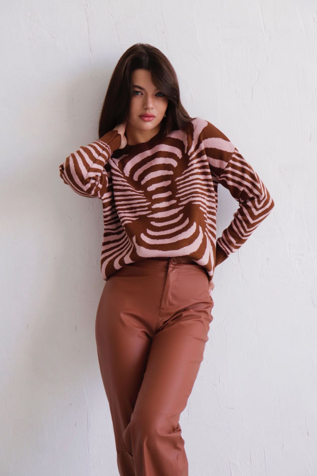 9959 Джемпер базовый кофейный - Martichelli фото 5