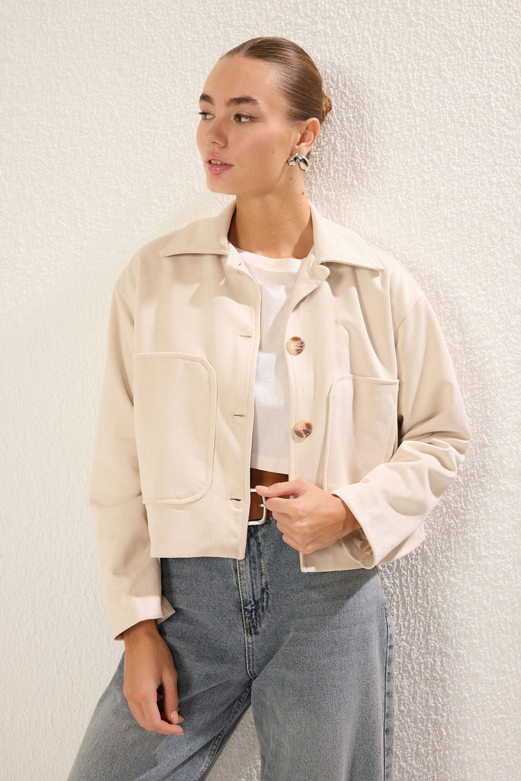 TRENDYOLMILLA Ekru Regular Suet Gomlek Yaka Ince Ceket Mont TWOSS25MO00011 фото 2