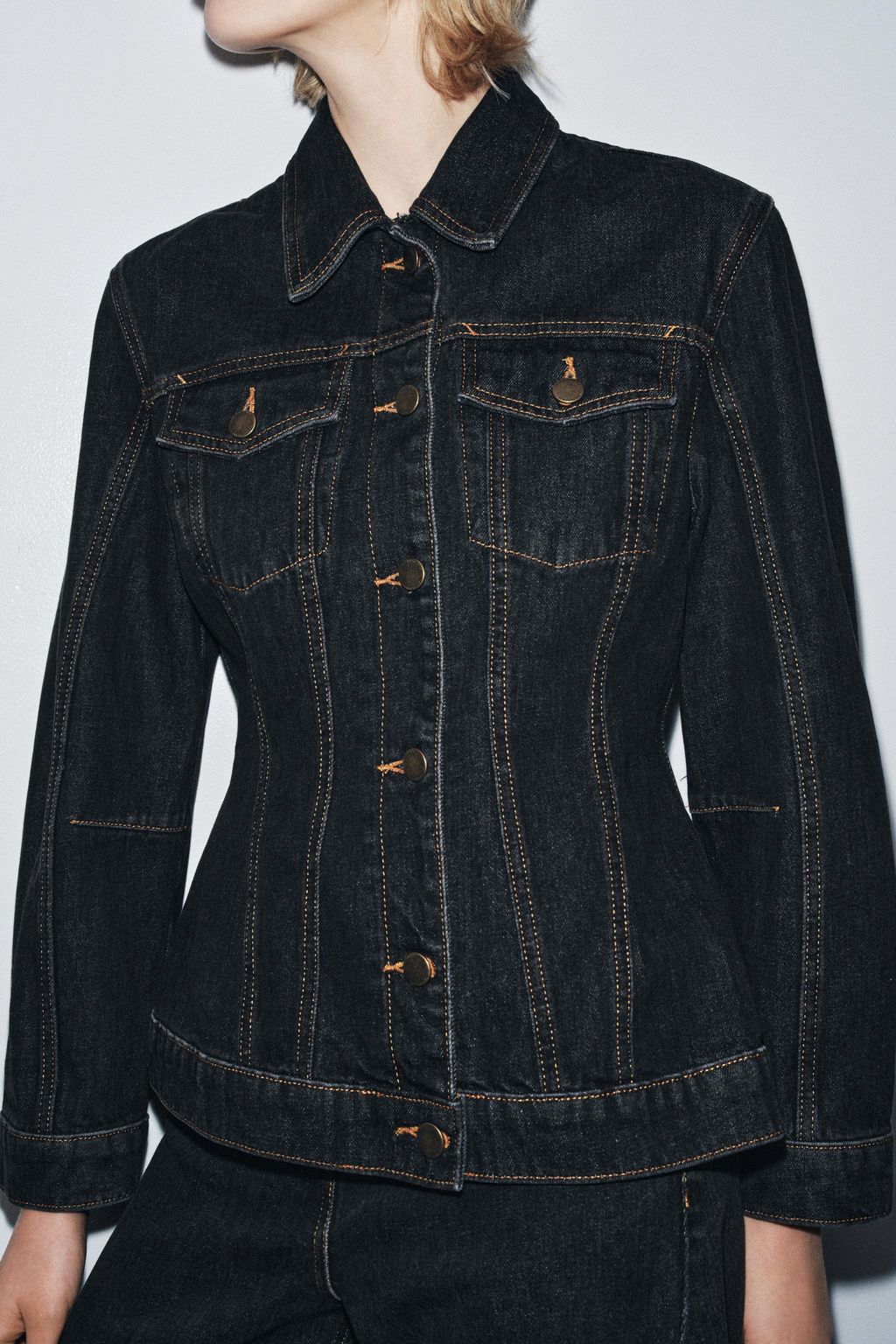ZW COLLECTION FITTED DENIM JACKET - Zara фото 2