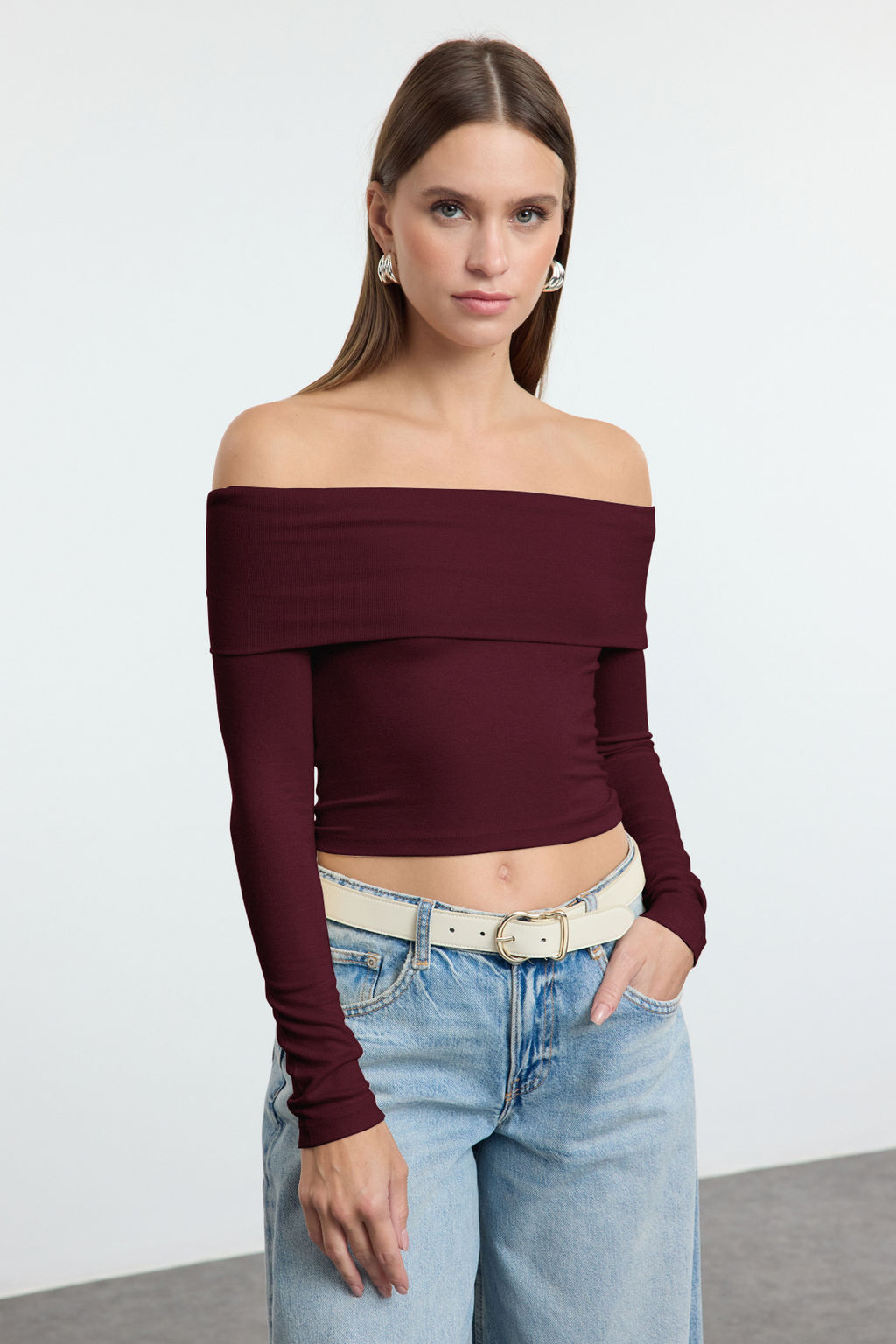 Bordo Carmen Yaka Fitted/Vucuda Oturan Crop Esnek Orme Bluz TWOAW25BZ00008