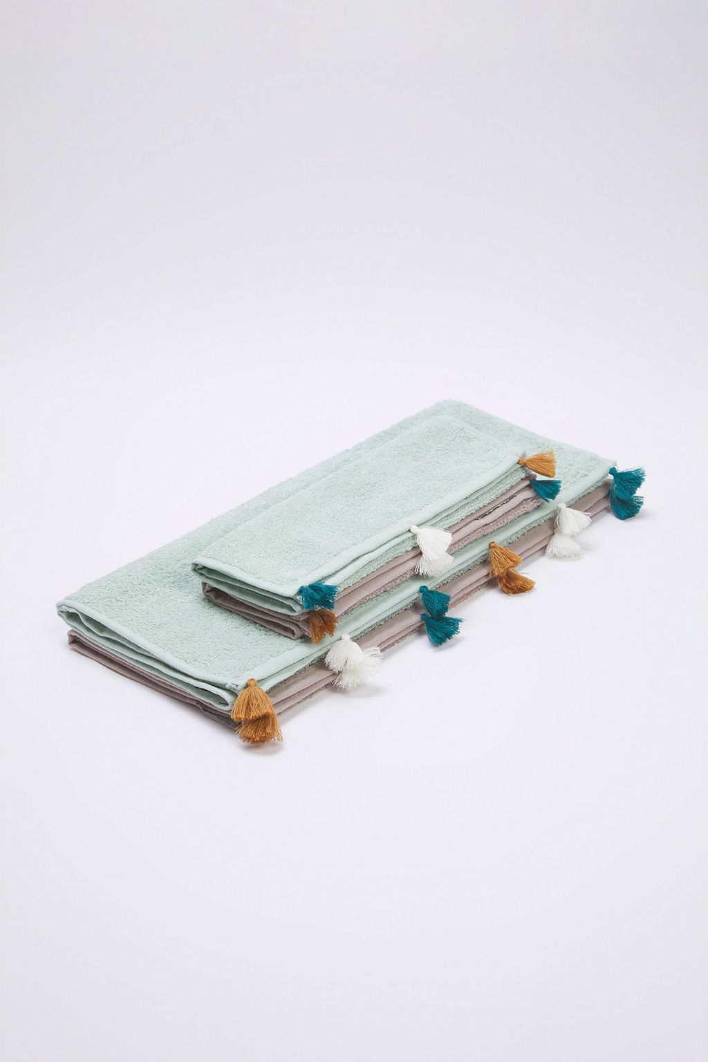 Trendyolmilla Home 2li Yuz Puskullu Havlu 50x80cm & 2li Misafir Puskullu Havlu Seti 30x45cm TPHSS25HVL00001