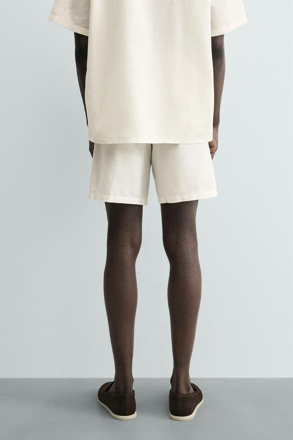 BERMUDA REGULAR FIT C??AMO - ALGOD?N / Blanco