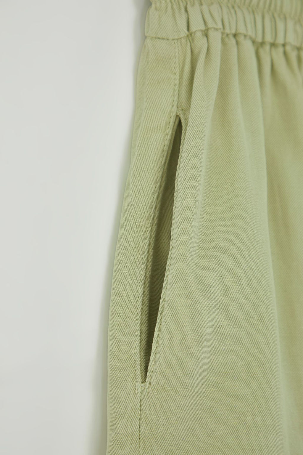 Trendyolmilla Haki Yuksek Bel Lastikli City Boy Denim Sort TWOSS25SR00215  фото 6