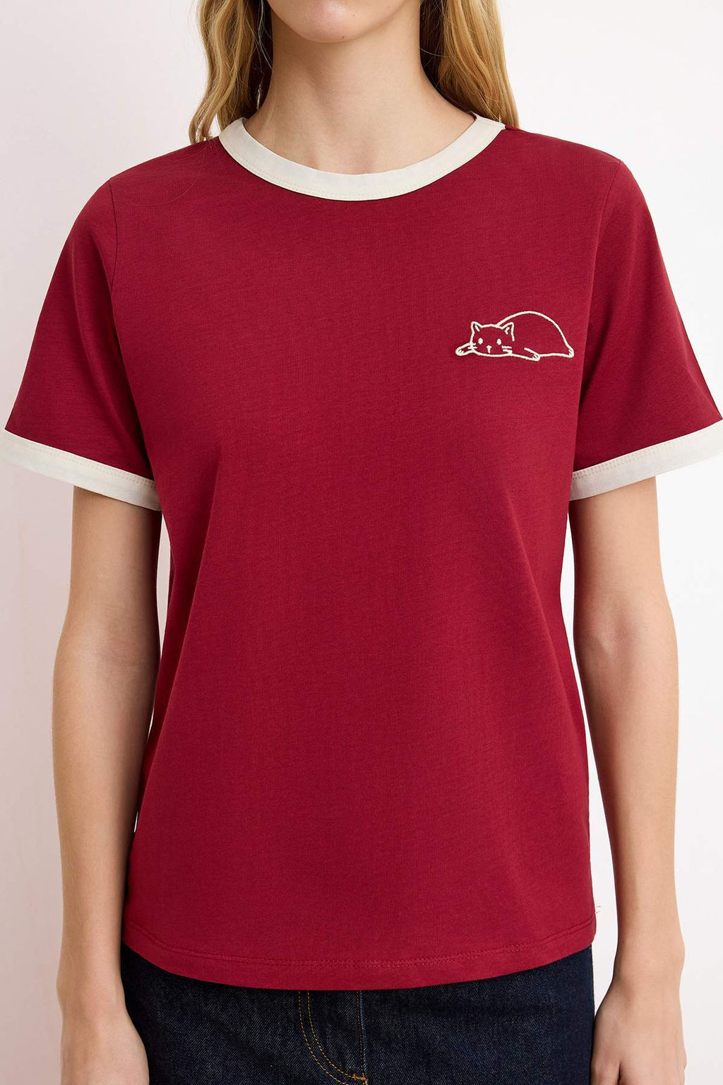 TRENDYOLMILLA Tas %100 Pamuk Nak?sl? Kontrast Biye Detayl? Orme T-Shirt TWOSS24TS00037  фото 21