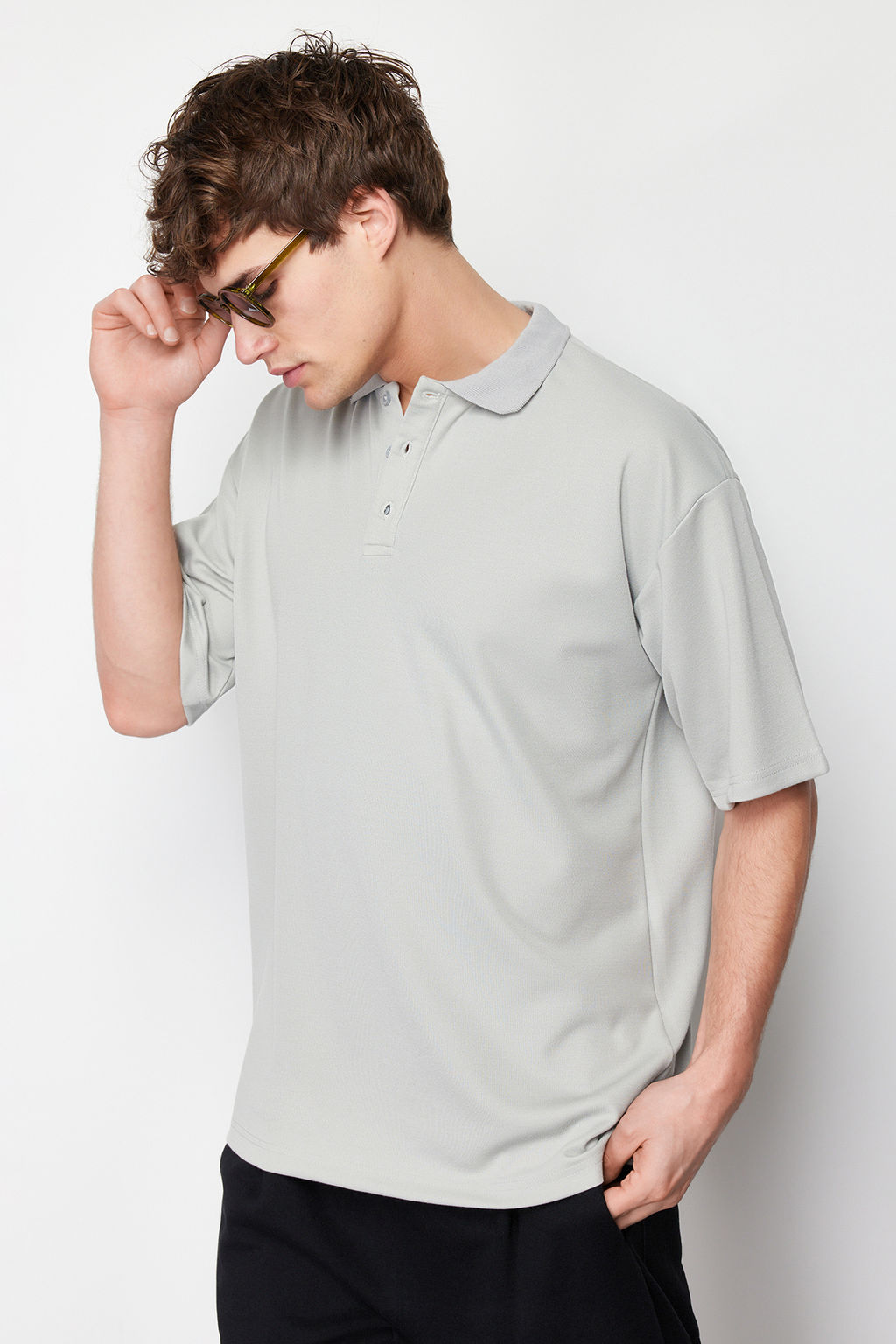 Tas Basic Oversize/Genis Kesim Tok Kumas Polo Yaka T-Shirt TMNSS24PO00012 - Trendyolmilla фото 2