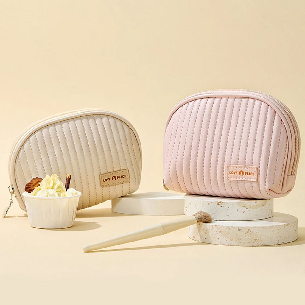 Kristaller Косметичка женская Love peace oval стёганая, пастельно-розовый - Sunflower фото 3