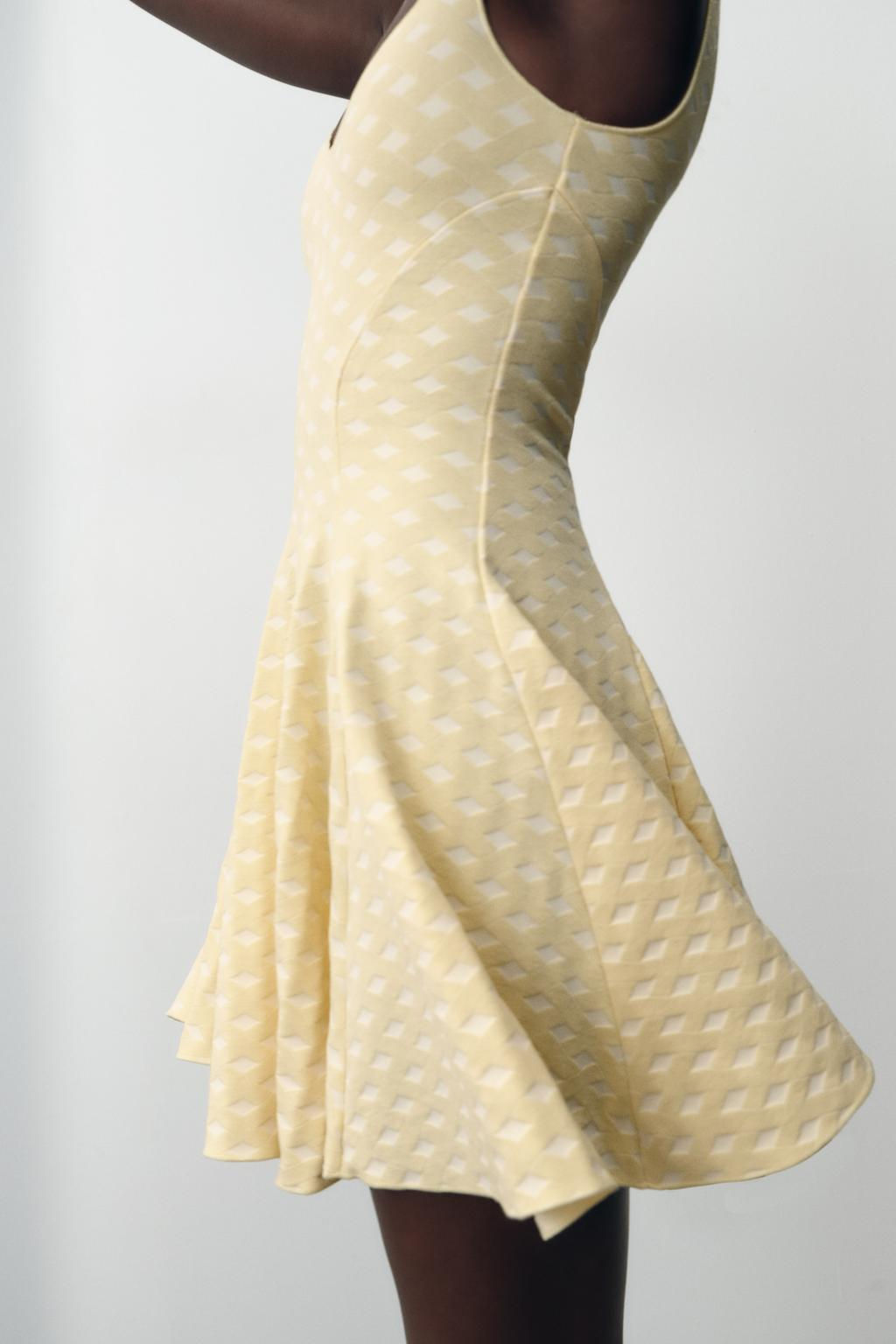 JACQUARD STRETCH SKATER DRESS - Zara фото 4