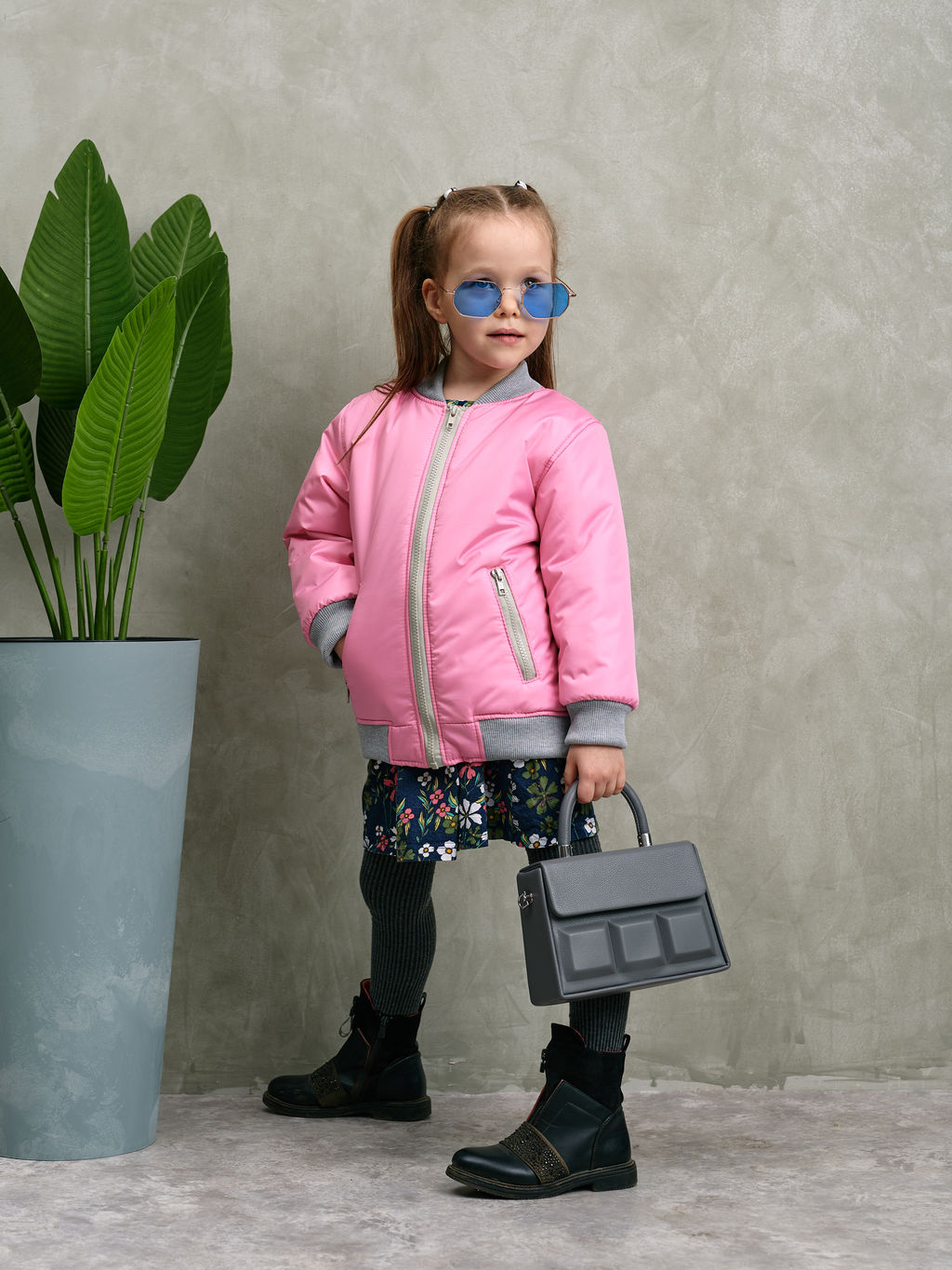 Бомбер демисезонный для девочки Френд - Yollochka фото 11