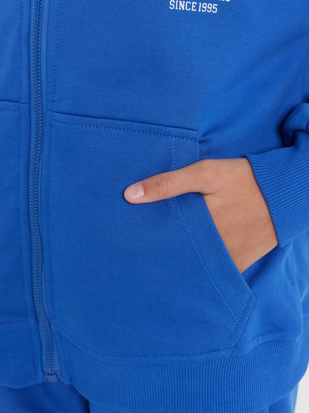 Комплект для девочек (жакет, брюки) синий с печатью - Mark formelle фото 7