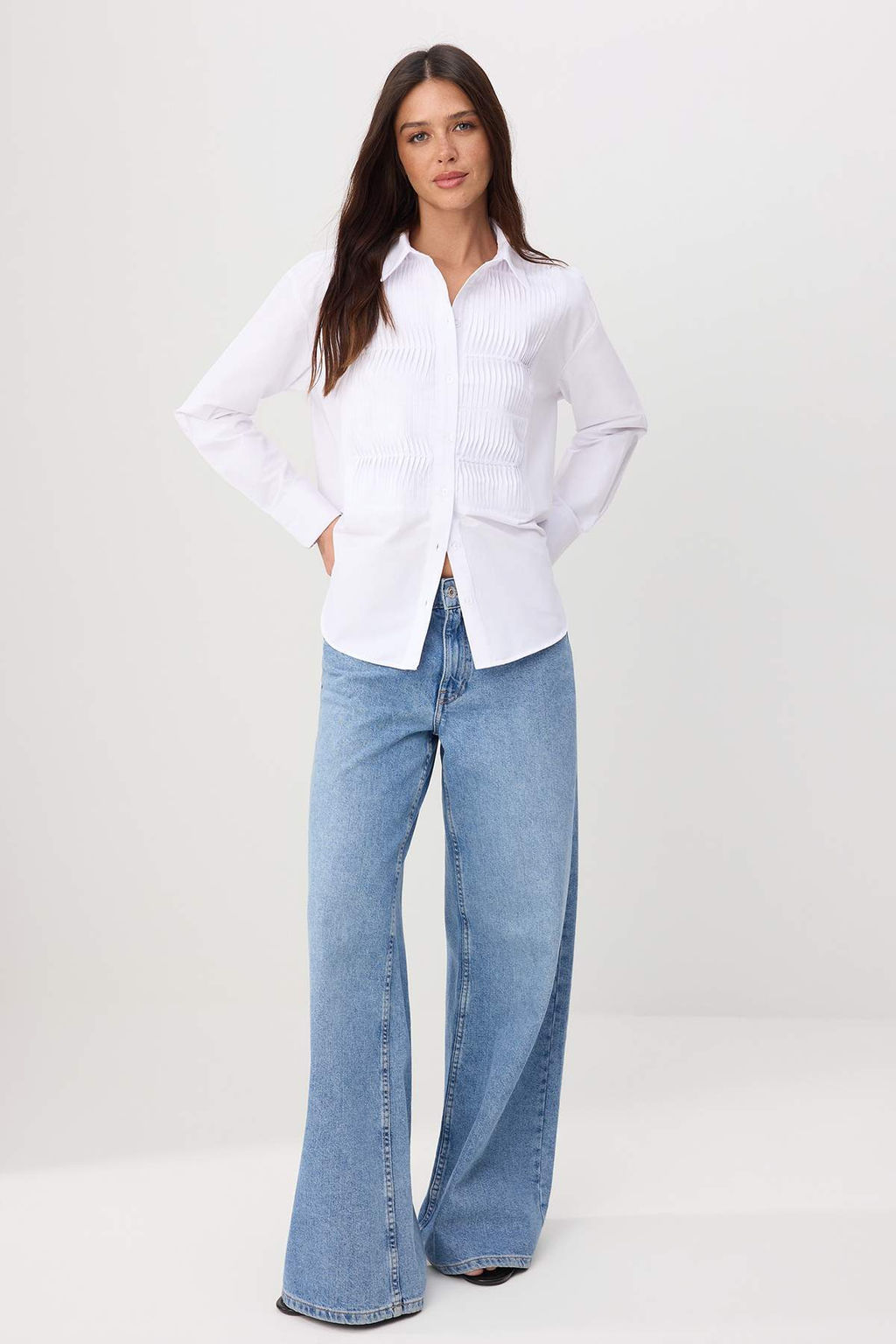 Beyaz Nervur Detayl? Gomlek TWOSS26GO00170 - Trendyolmilla фото 2