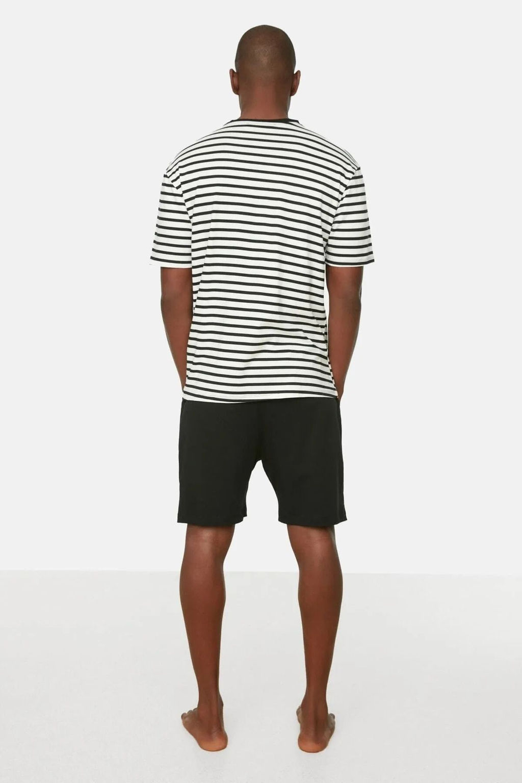TRENDYOL MAN Siyah Regular Fit Orme Yazl?k Sortlu Pijama Tak?m? THMSS21PT0691 - Trendyolmilla фото 2