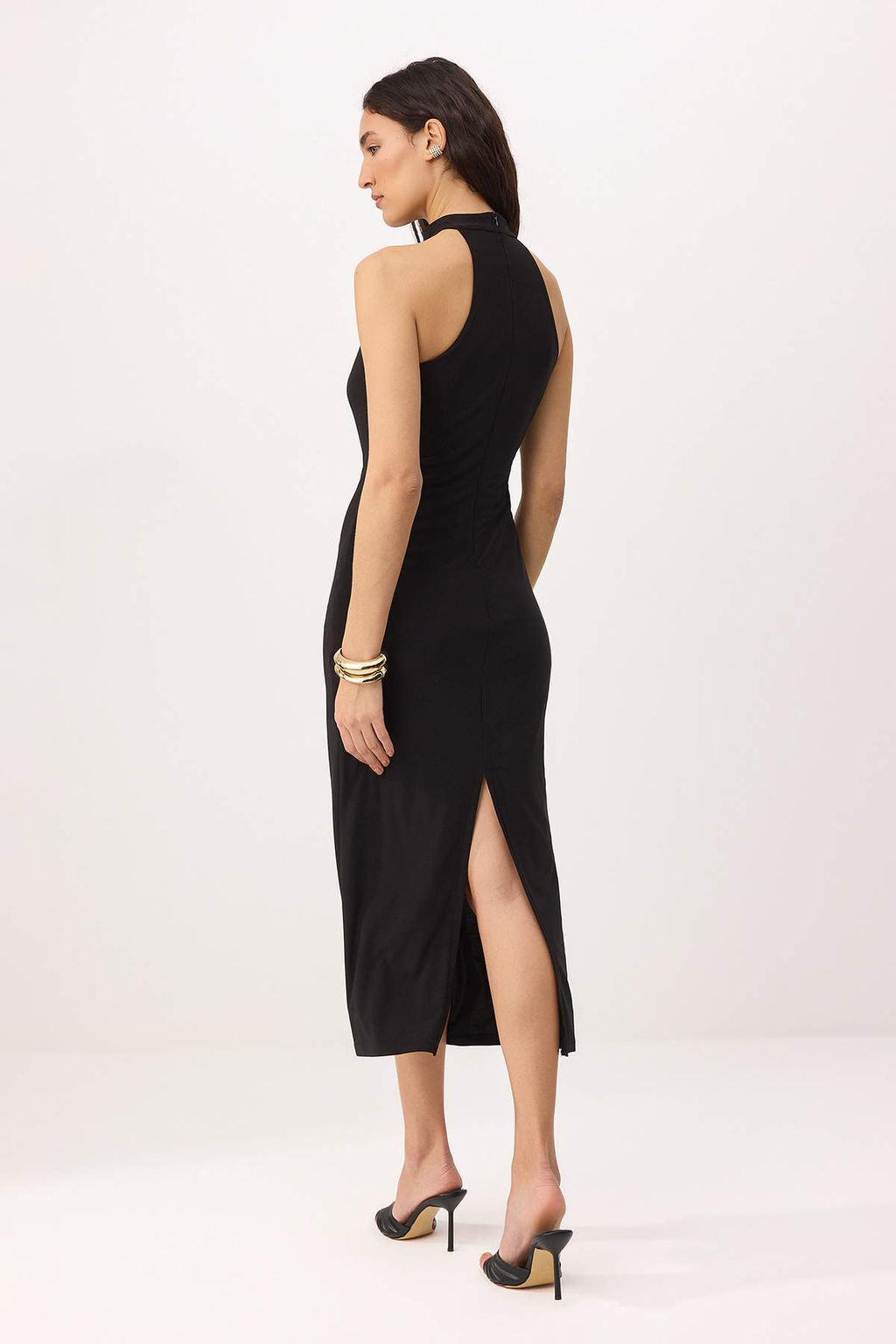 Siyah Bodycon Boyundan Baglamal? Kolsuz Aksesuar Detayl? Midi Esnek Orme Elbise TWOSS26EL00201 - Trendyolmilla фото 4