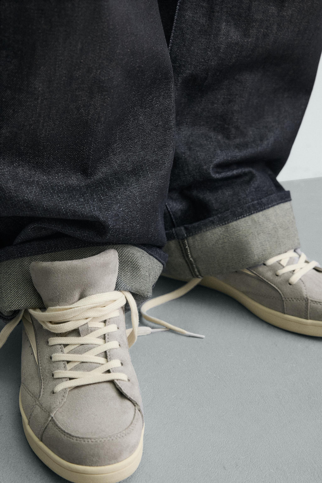 ZAPATILLA ESTILO RETRO / Gris - Zara фото 3