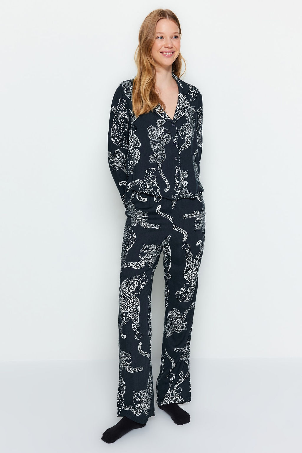 Trendyolmilla Antrasit Kaplan Desenli Viskon Dokuma Pijama Tak?m? THMAW24PT00092  фото 12