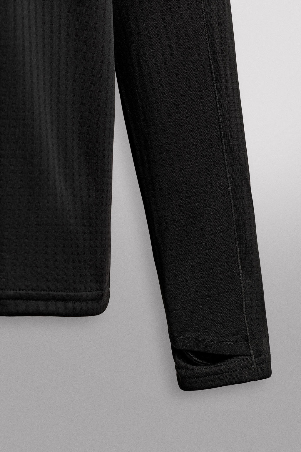 SUDADERA CUELLO CREMALLERA BOLSILLO COMBINADO / Negro - Zara фото 10