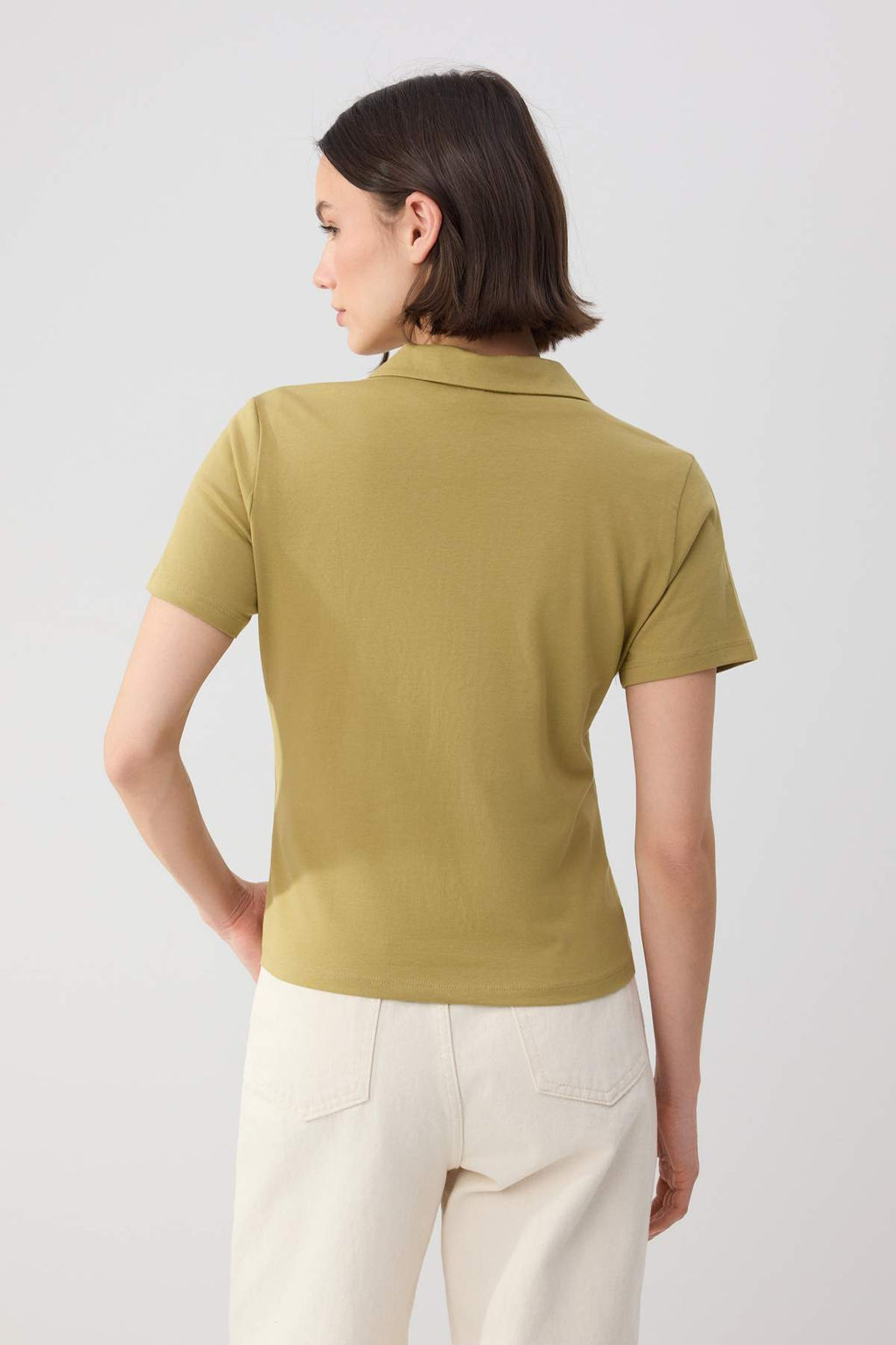 Wardrobe Essentials-Ac?k Haki Fitted/Vucuda Oturan Dugmeli Crop Esnek Orme Bluz TWOSS26BZ00272