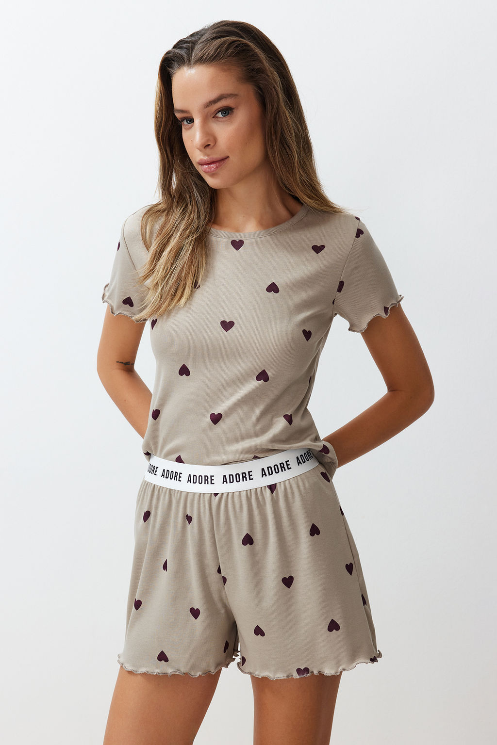 Trendyolmilla Gri Melanj Kalpli Slogan Bask?l? Lastikli Fitilli Sortlu Orme Pijama Tak?m? THMSS24PT00220  фото 14