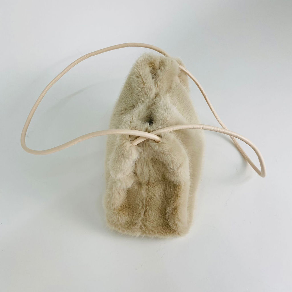 Сумка Пушистая меховая - Storyland фото 3