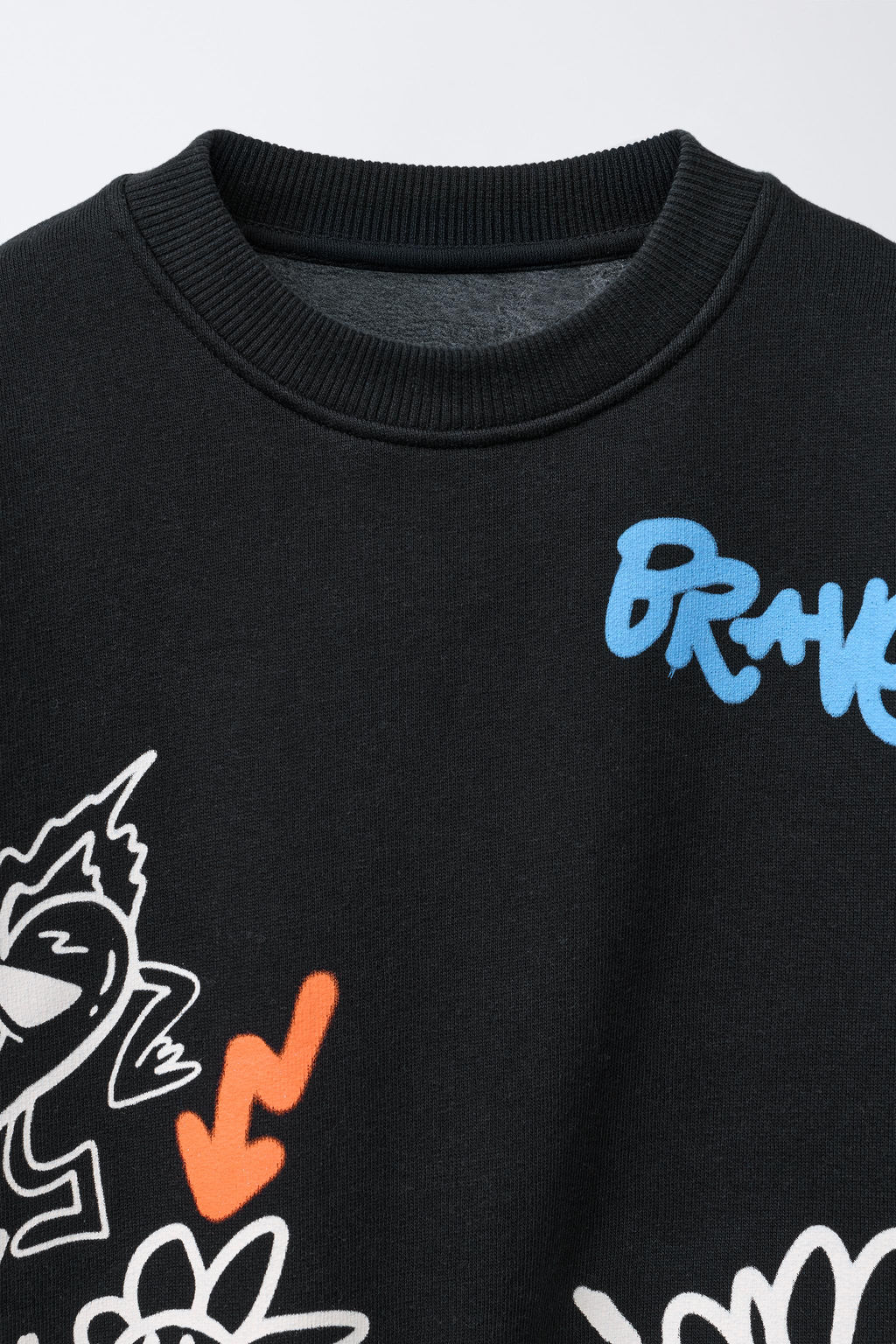 GRAFFITI PRINT SWEATSHIRT - Zara фото 3