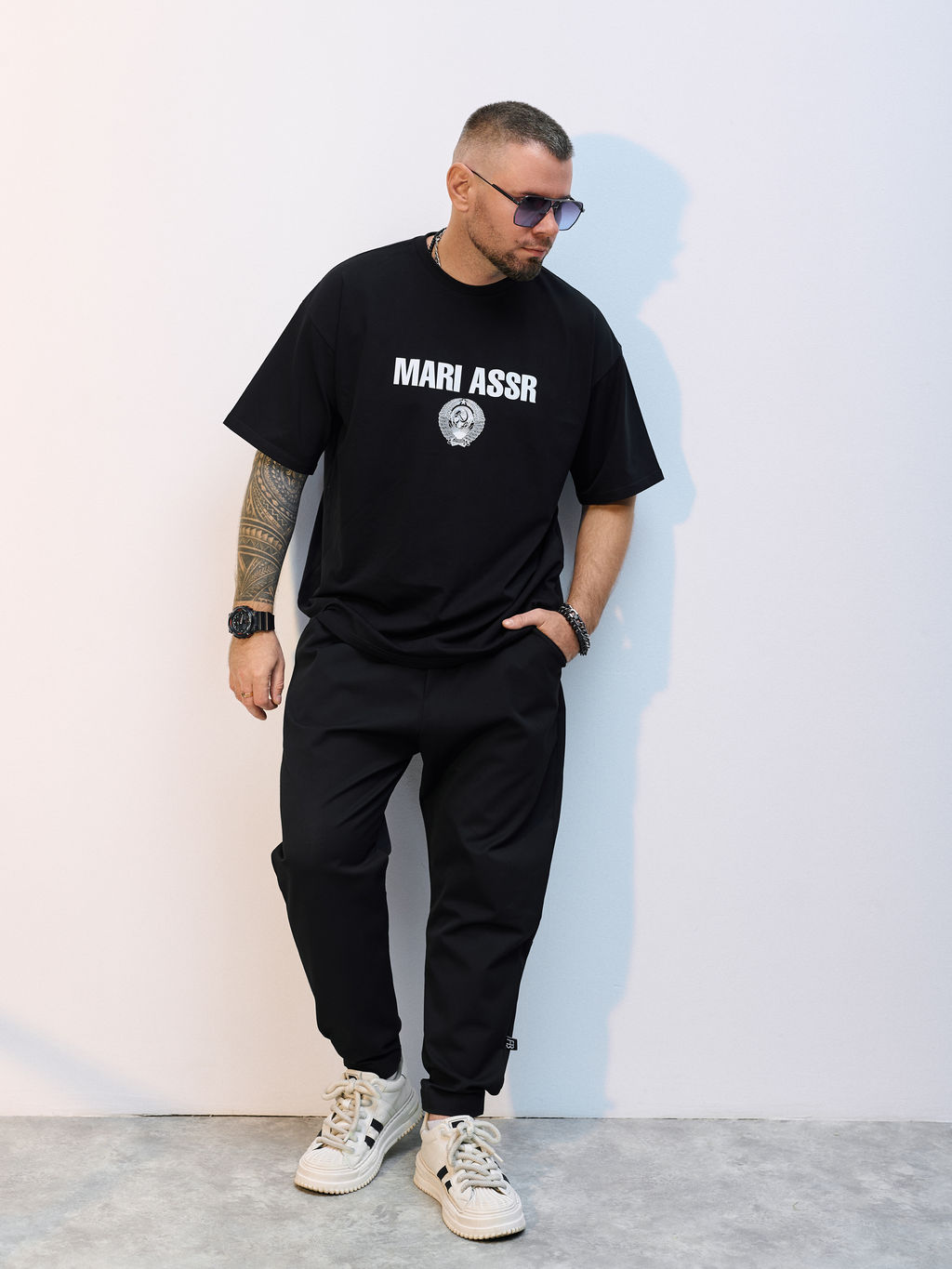 Футболка оверсайз унисекс " MARI ASSR" черный