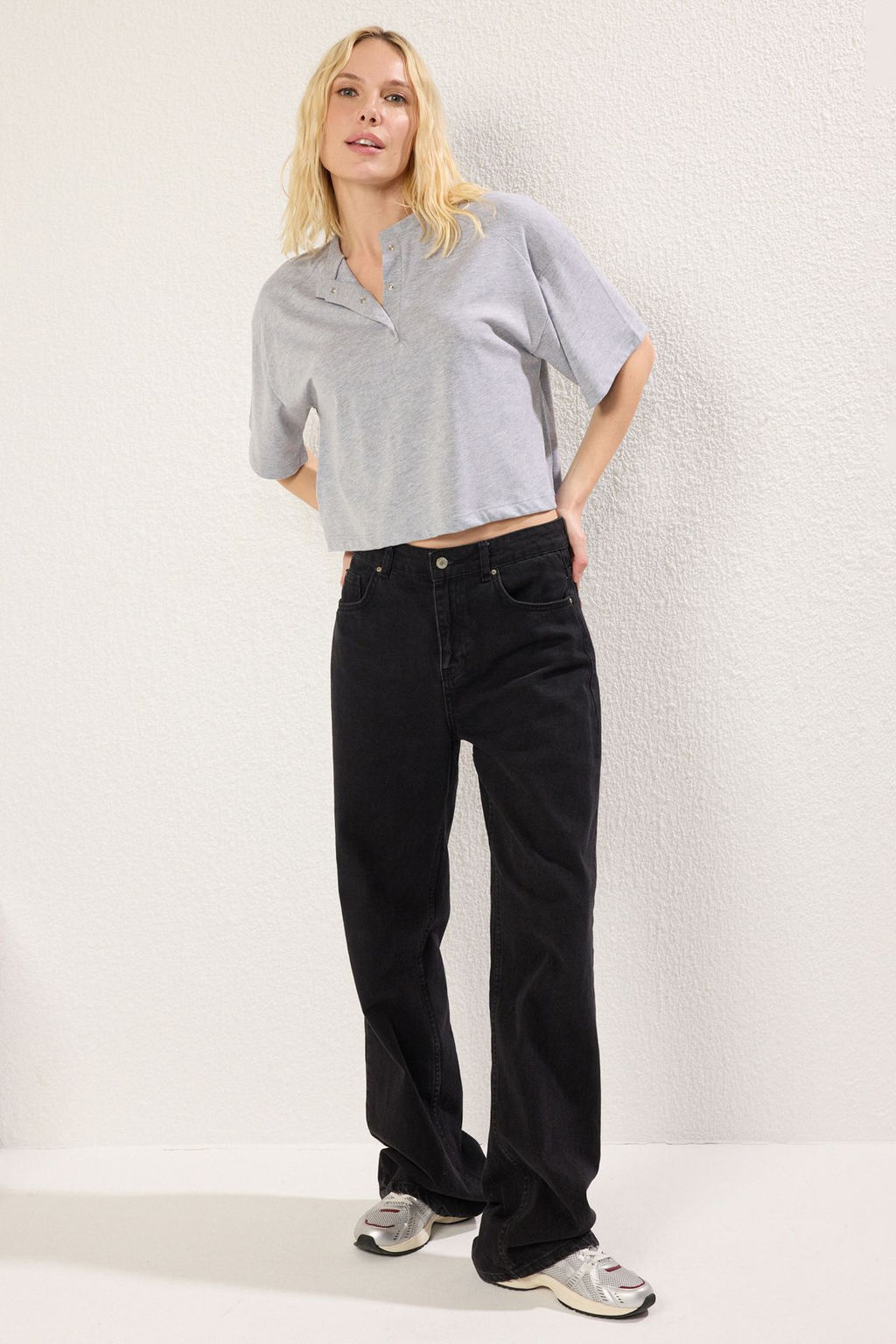 TRENDYOLMILLA Bordo Relaxed/Rahat Kal?p Crop Truvakar Kol C?tc?tl? Orme T-Shirt TWOSS25TS00021  фото 2