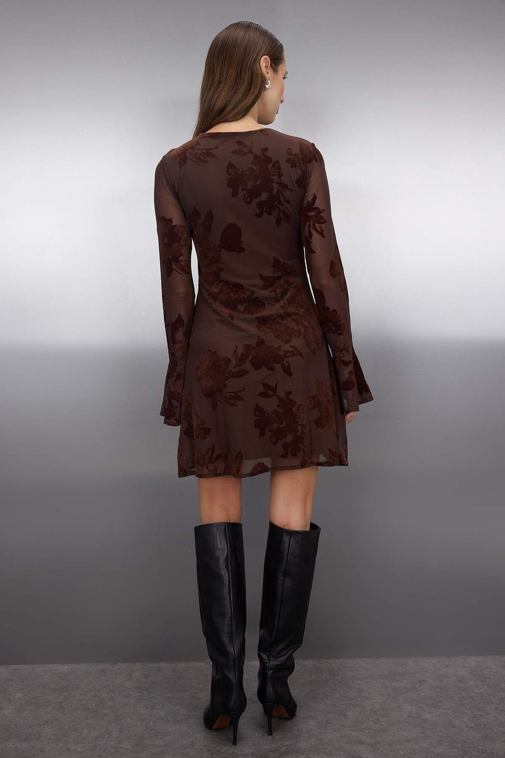 Cok Renkli Flok Bask?l? Bodycon Mini Tul Flare Kollu Astarl? Esnek Orme Elbise TWOAW26EL00029 - Trendyolmilla фото 4