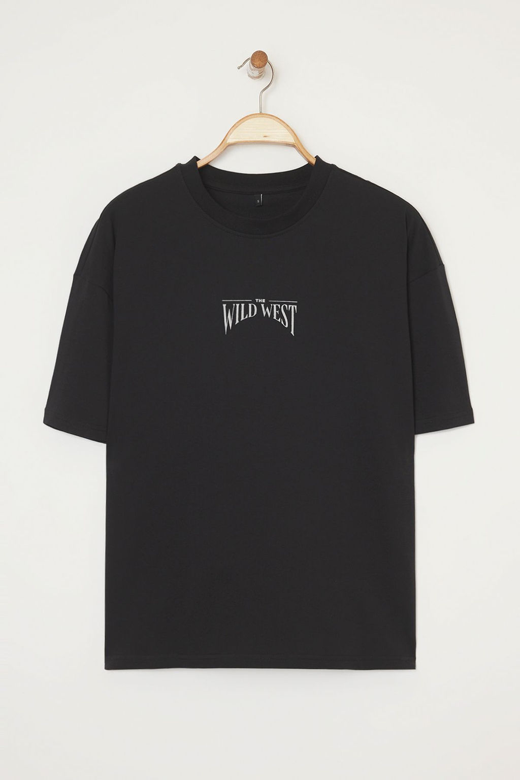 TRENDYOL MAN Siyah Oversize/Genis Kesim %100 Pamuklu S?rt Bask?l? T-Shirt TMNSS24TS00003 - Trendyolmilla фото 16
