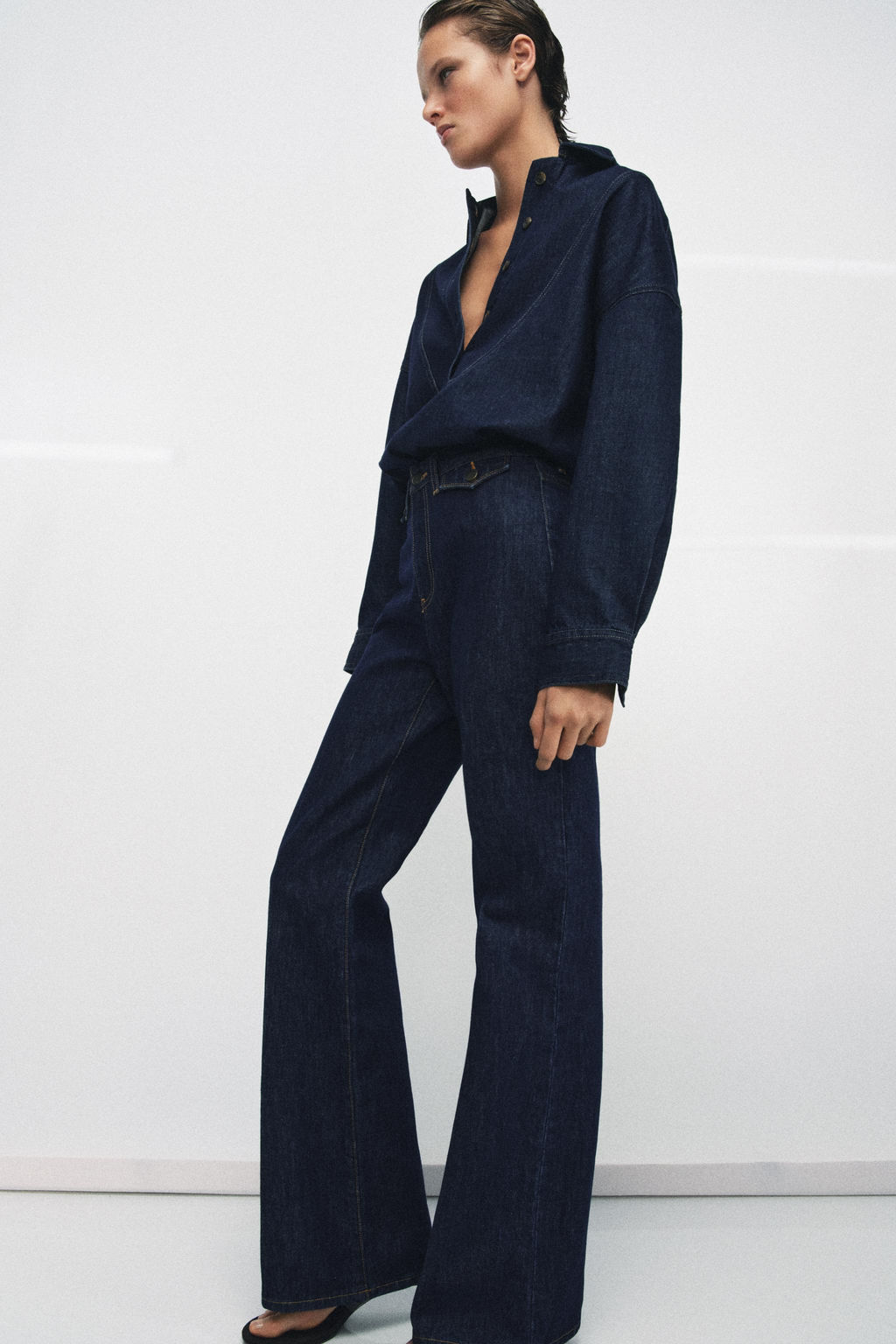 JEANS ZW COLLECTION FLARE TIRO ALTO / Azul - Zara фото 14